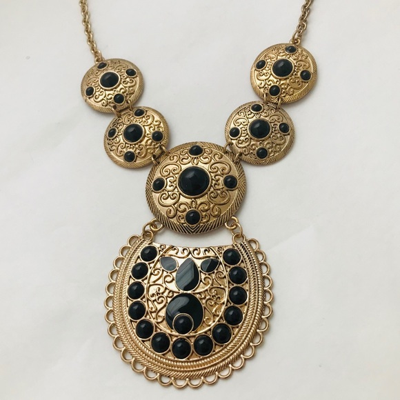 Jewelry - Gold Tone Black Statement‎ Necklace